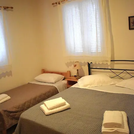 Under The Pine Tree Holiday home