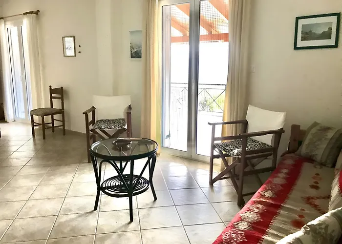 Feriehus Under The Pine Tree *