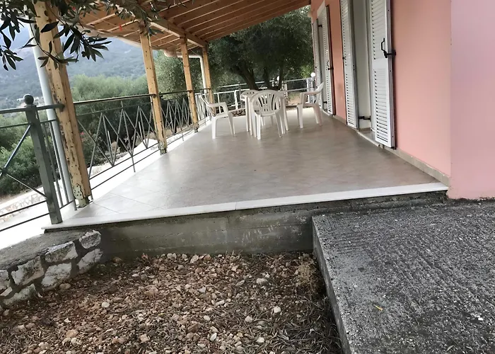 Under The Pine Tree Holiday home