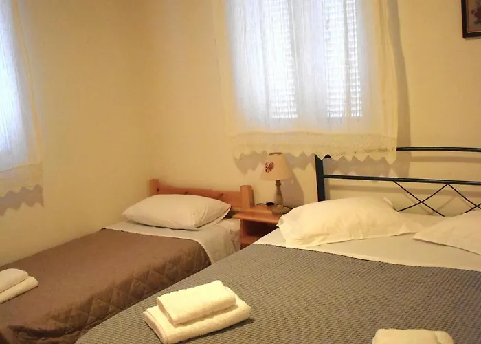 Under The Pine Tree Holiday home